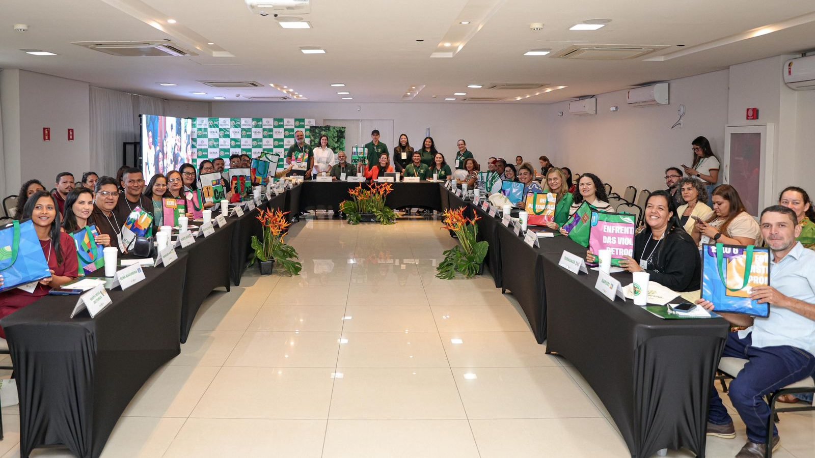 Prefeitura de Rio Branco participa de encontro estadual sobre governança ambiental