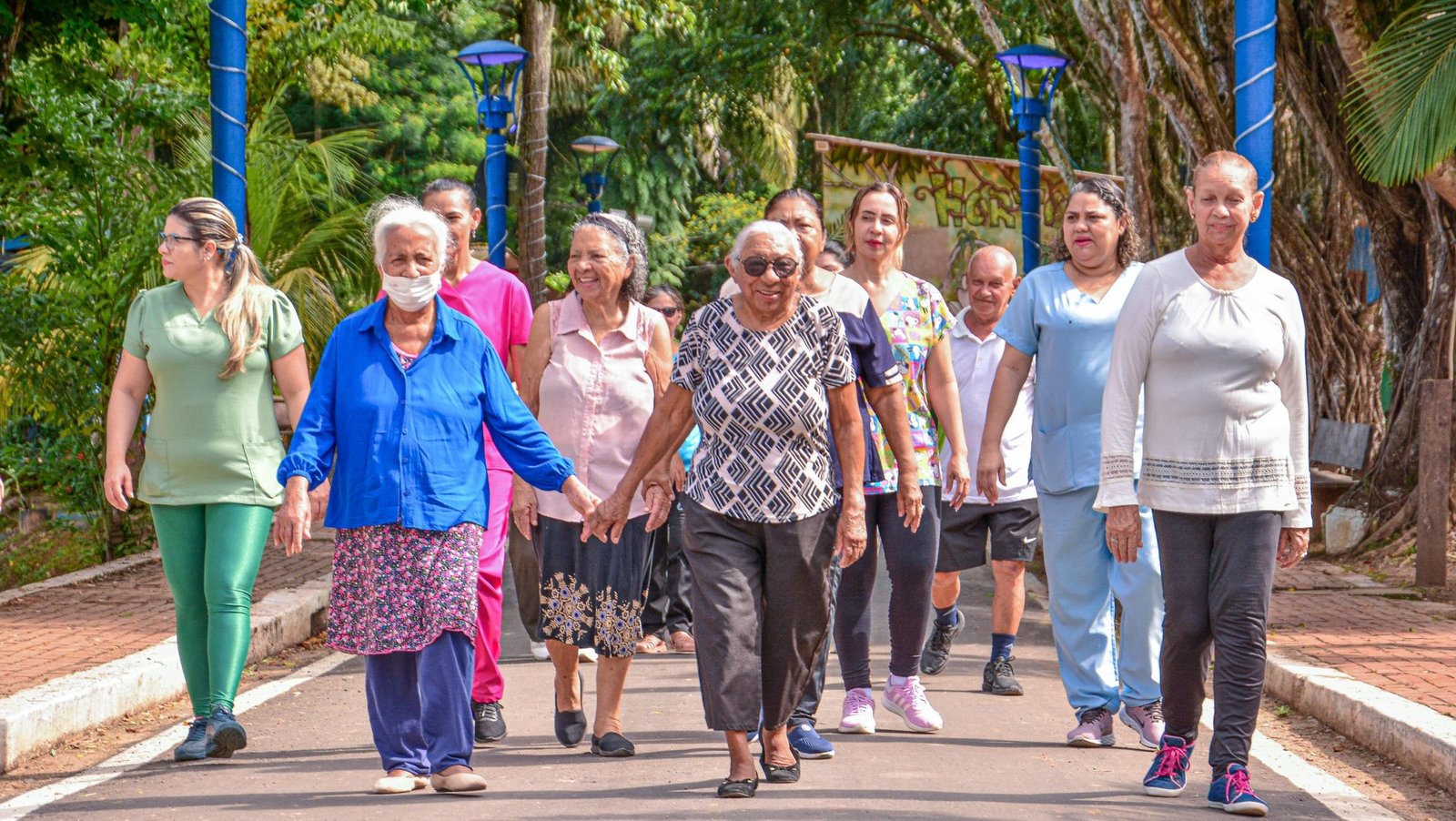 Grupo terapêutico para idosos encerra ciclo