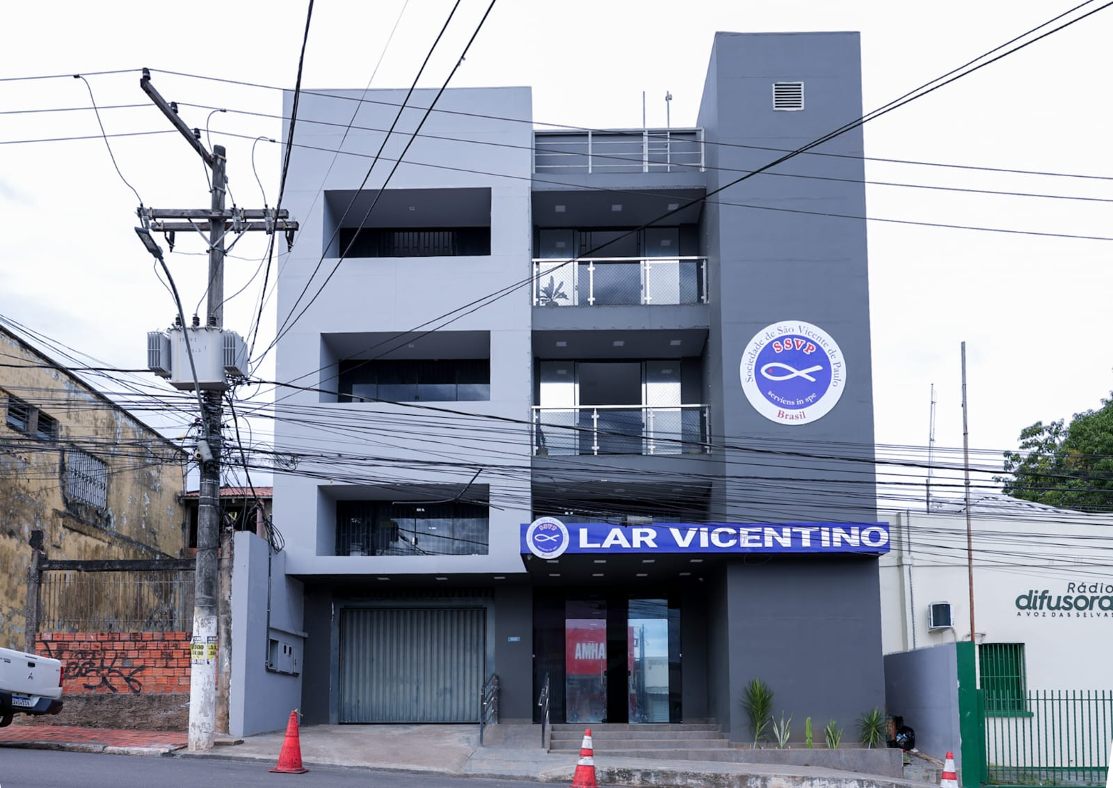 Lar dos Vicentinos ganha espaço provisório em Rio Branco durante reforma da sede